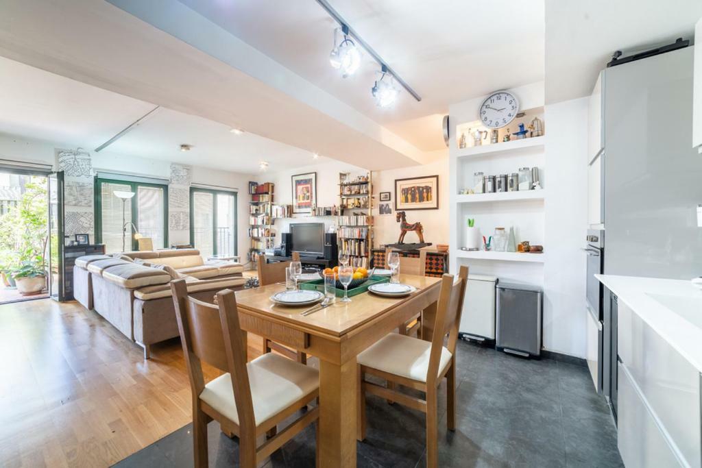 Apartment Amazing 1br Penthouse With Terrasse Near Neve Tzedek *