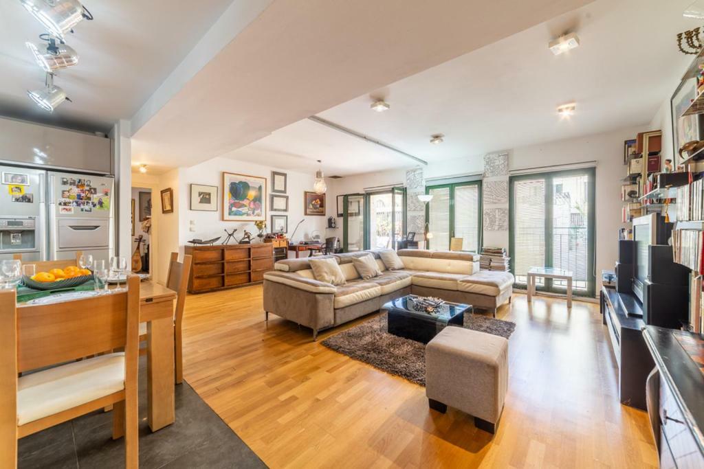 Amazing 1br Penthouse With Terrasse Near Neve Tzedek Tel Aviv